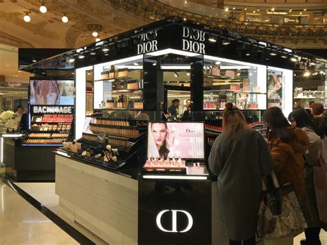 galerie lafayette parfum homme dior|Stratégie Distribution Christian Dior .